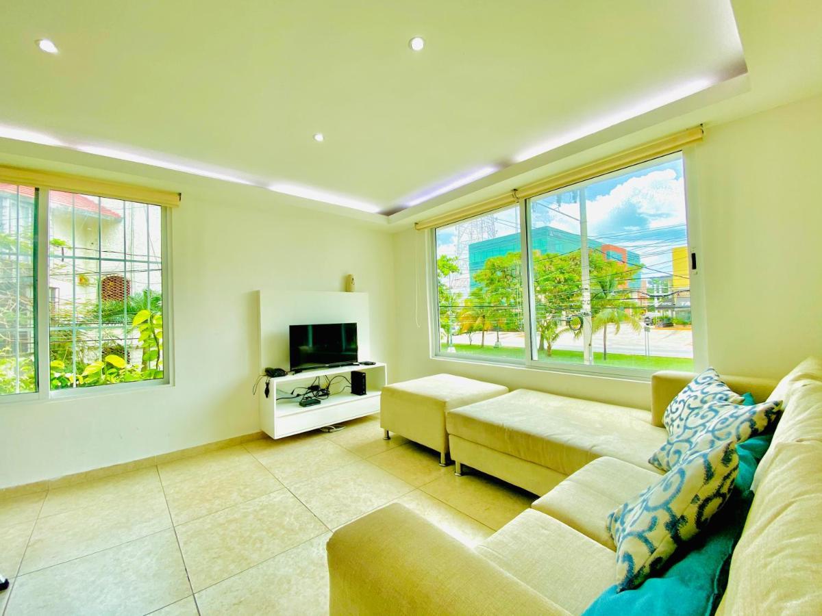 Apartamento Calido Y Moderno En La Entrada De La Zona Hotelera 칸쿤 외부 사진